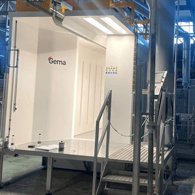 Powder coating 810x810